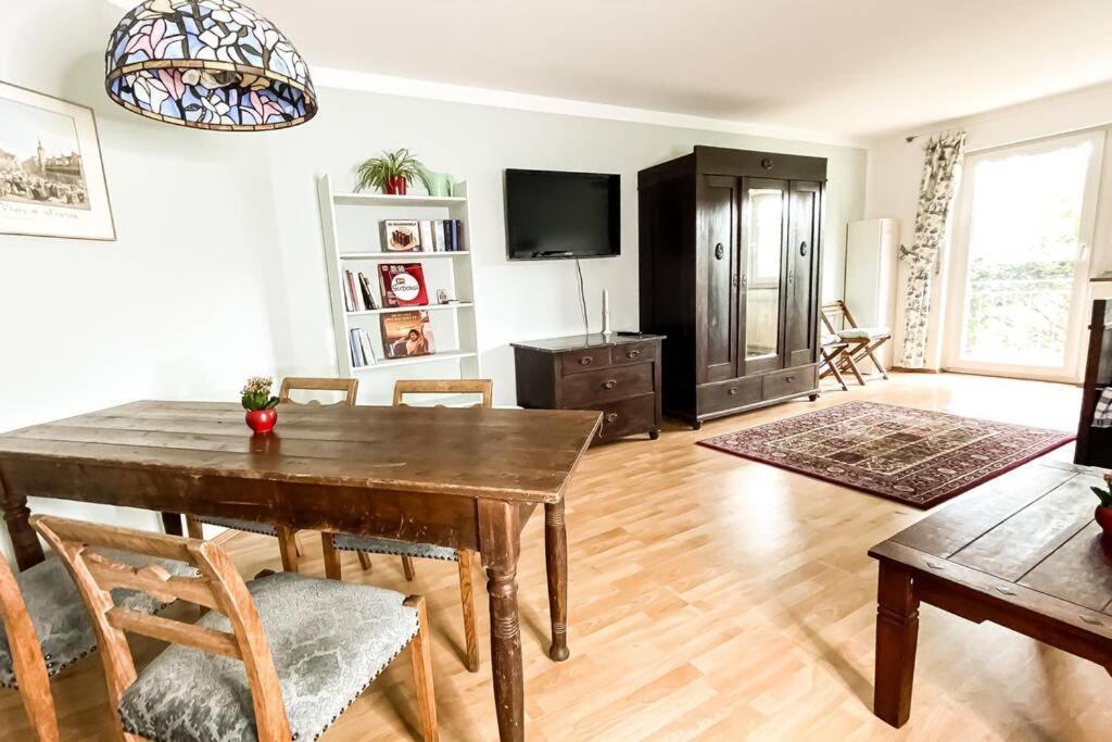 Apartment Am Auensee Mit Grosser Terrasse & Privat-Parkplatz Λειψία Εξωτερικό φωτογραφία